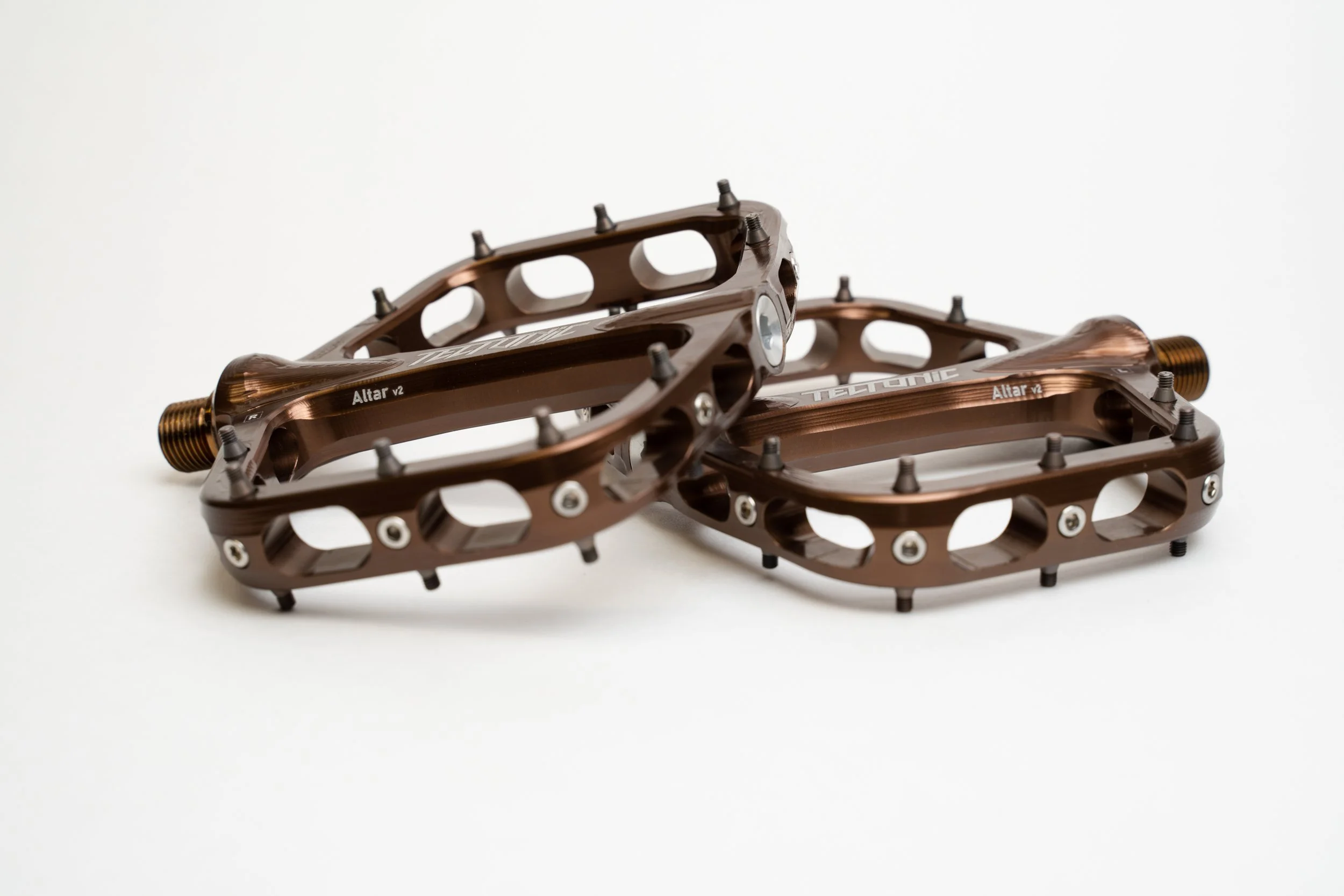 Altar v2 Pedal — Tectonic Components